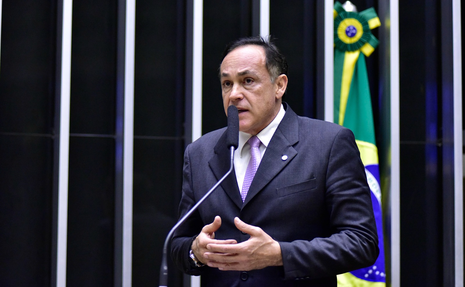 Stephanes Junior surge como nome para disputar vaga de deputado federal e amplia espaço na direita do Paraná