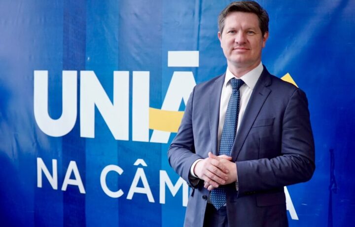 Convenção do União Brasil confirma candidatura de Santin Roveda para deputado federal