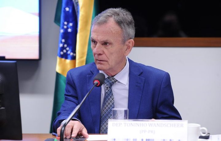 Projeto pode impedir que multa de terceiros bloqueie licenciamento de veículos